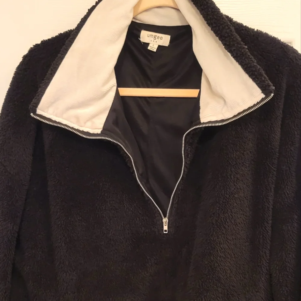 Umgee Warm 1/4 Zip Pull Over Jacket Large